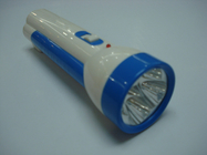 O plástico conduziu tochas da lanterna elétrica com 4 a bateria acidificada ao chumbo recarregável das unidades 4V 600mAh do diodo emissor de luz