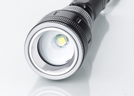 lanterna elétrica recarregável do diodo emissor de luz do agregado familiar, tocha conduzida brilhante super do zumbido 10W