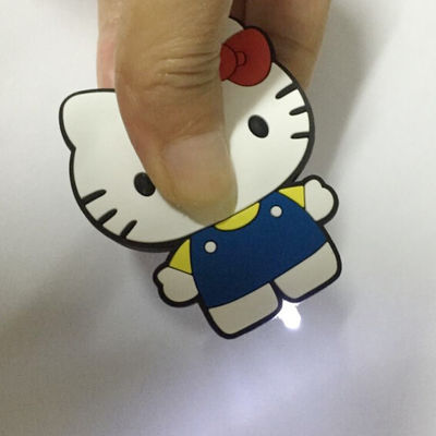 PVC macio conduzido bonito Hello Kitty plástica Keychain mini para acessórios do saco