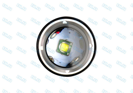 Tocha de alumínio do mergulho do diodo emissor de luz de Zoomable W16U 680 lúmens com lente Aspheric