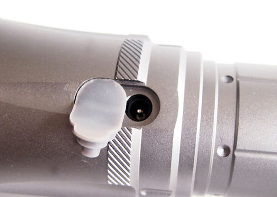 CREE 1300 do poder superior do lm X M - L luz da tocha do diodo emissor de luz USB de T6 com USB